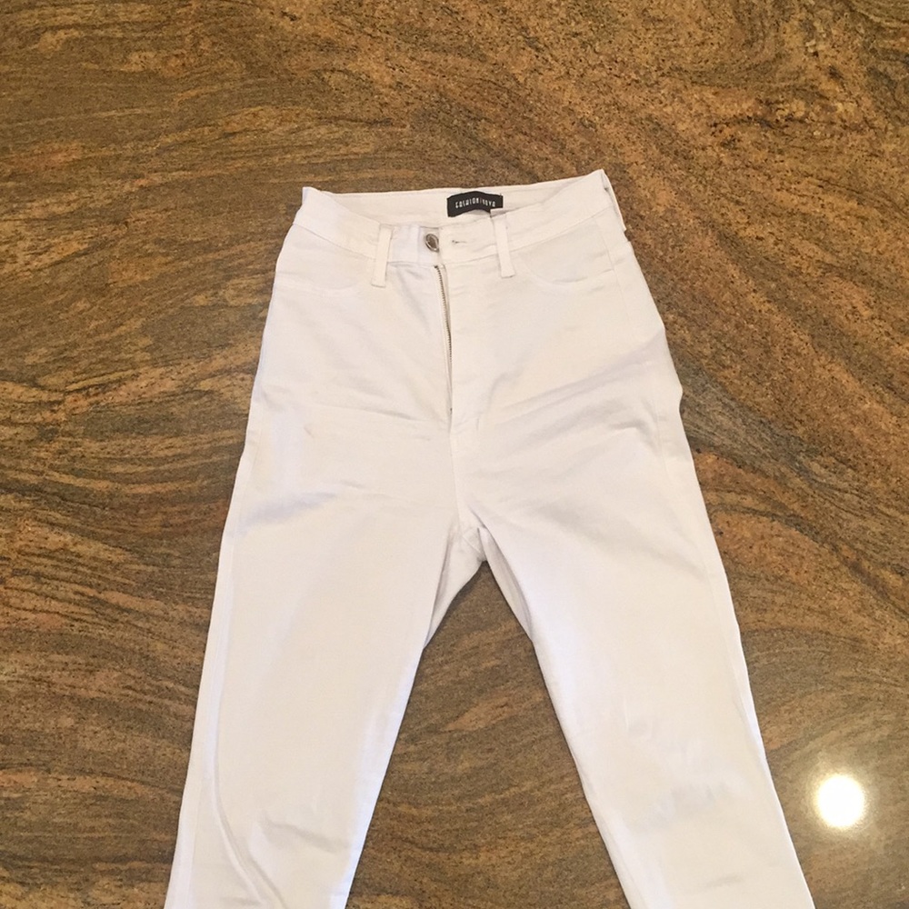 White high waisted jeans